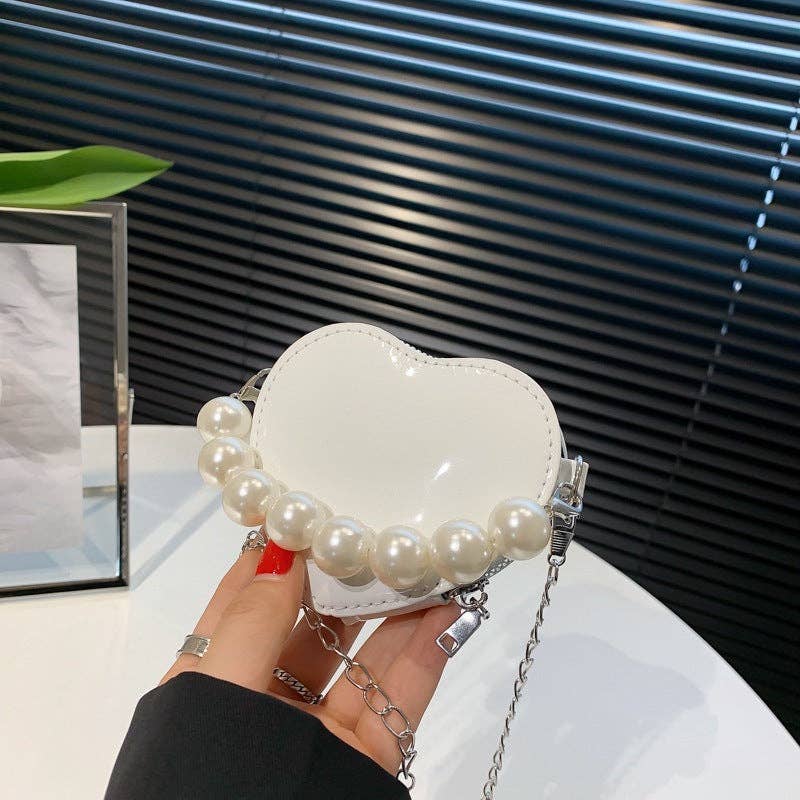Heart-Shaped Crossbody Bag With Pearl Chain Strap