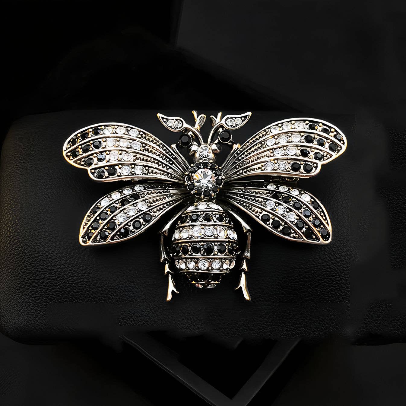 Vintage Bee Brooch High-End Women's Accessories