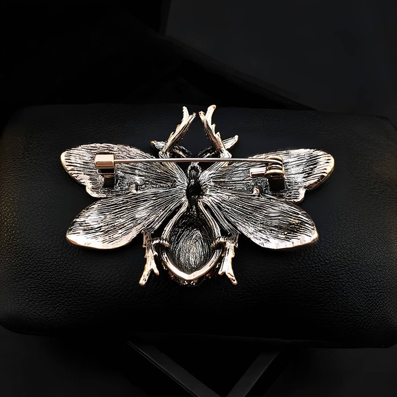 Vintage Bee Brooch High-End Women's Accessories