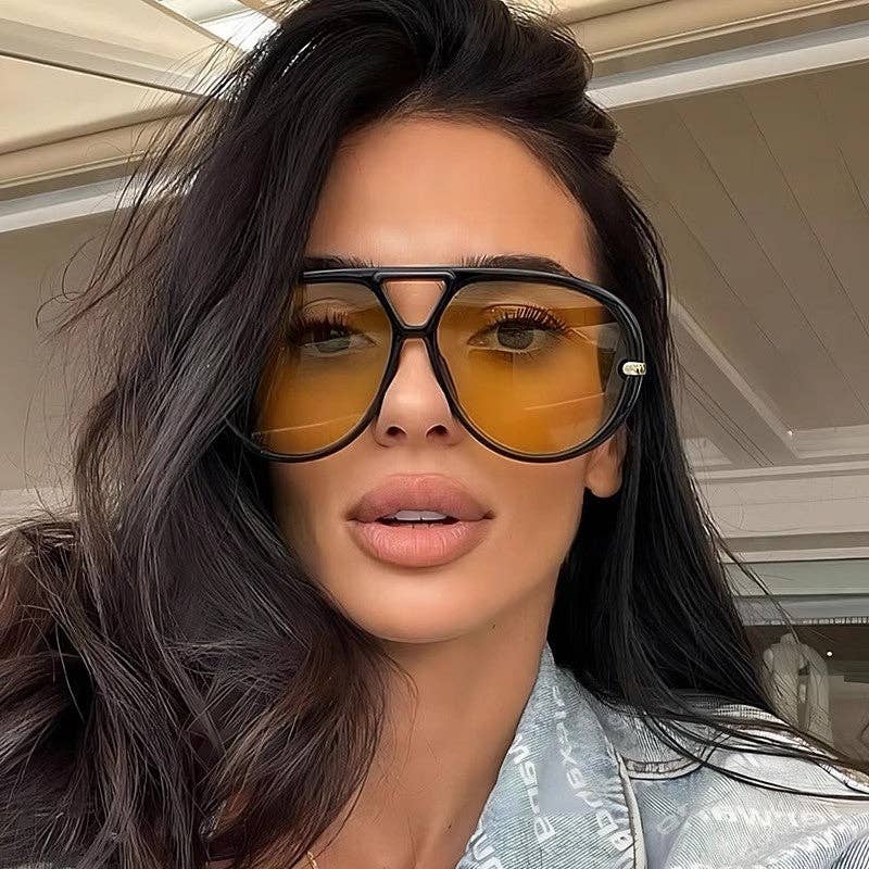 Fashionable Large Frame Pilot Sunglasses UV400 Protection