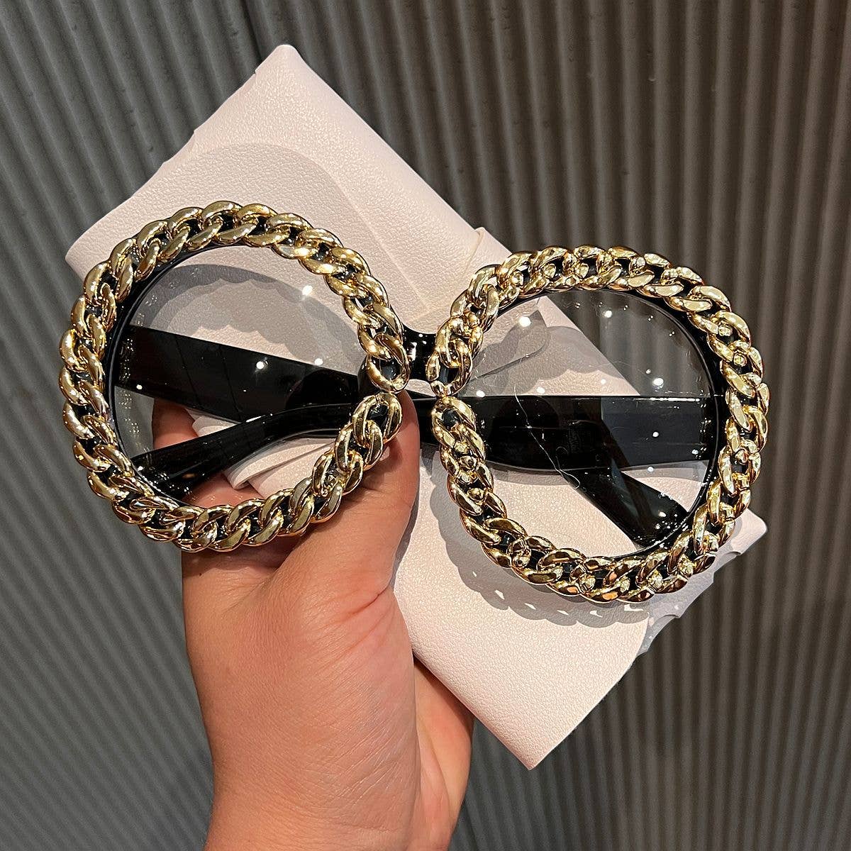Bold Round Frame Blue Light Blocking Glasses with Chain