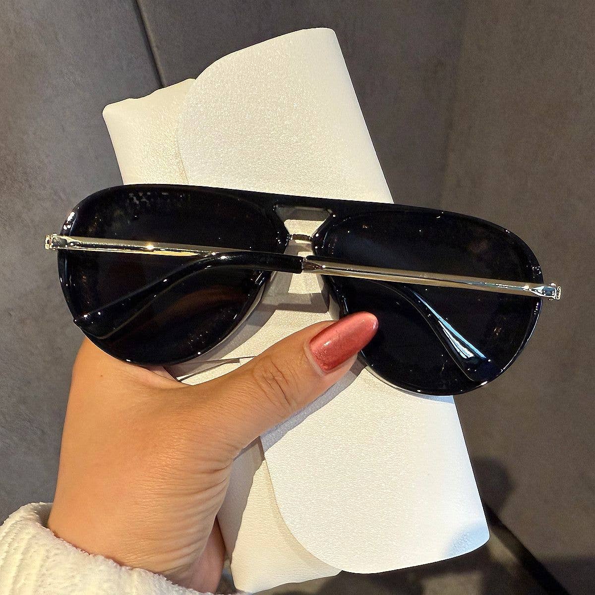 Trendy Rhinestone Pilot Sunglasses for Women