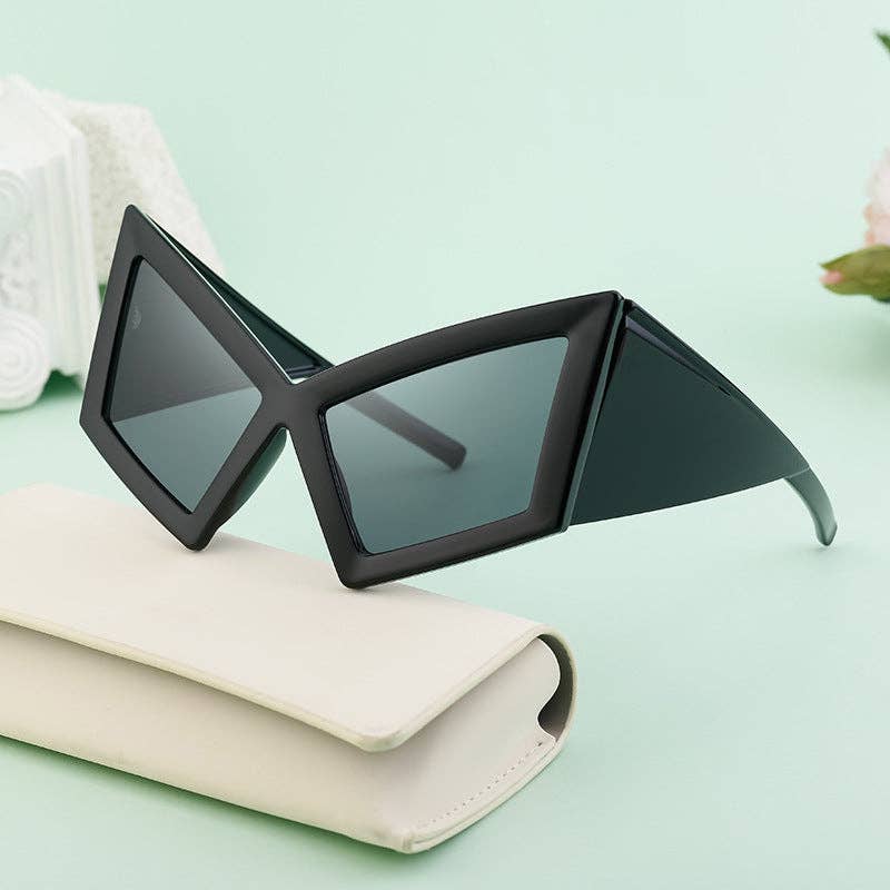 Trendy Oversized Cat Eye Sunglasses for Beach Parties