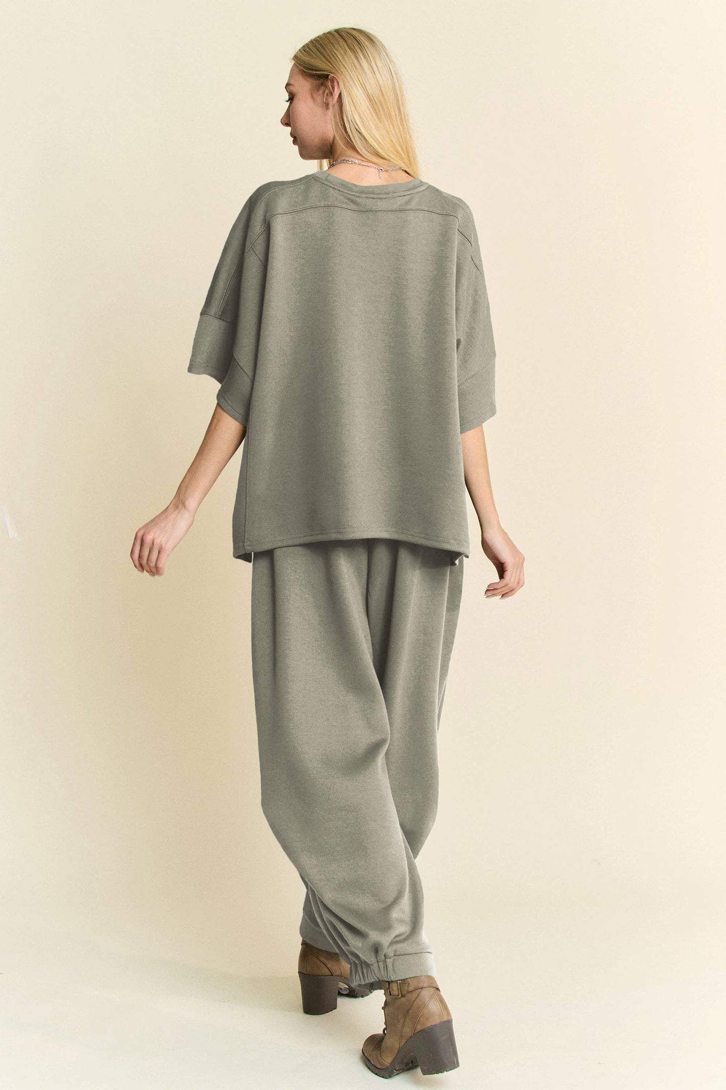 Black SOLID FLOWY TOP WITH ELASTIC WAIST BAND PANTS SET